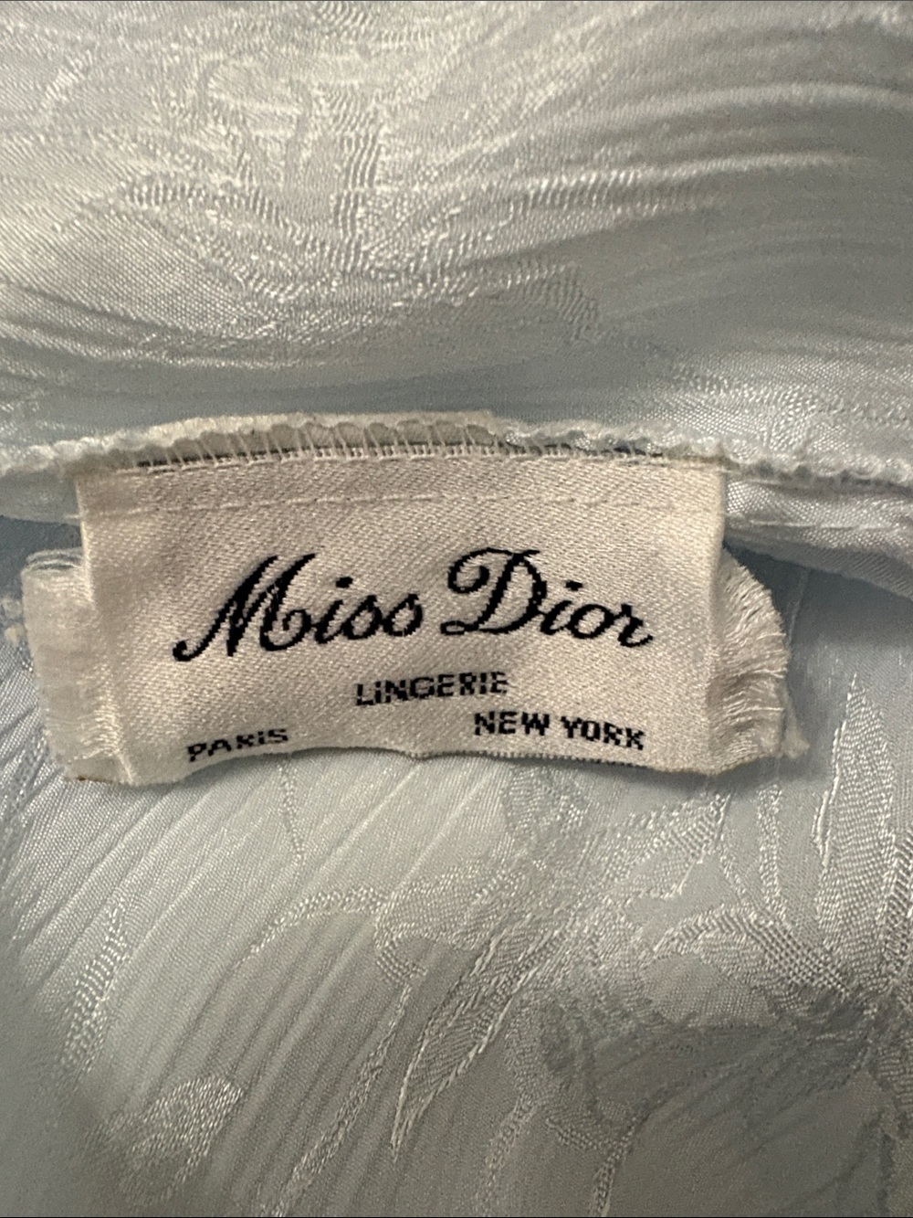 Vintage Dior Cream Lace-Trim Slip Chemise with Floral Jacquard - Picture 6 of 6